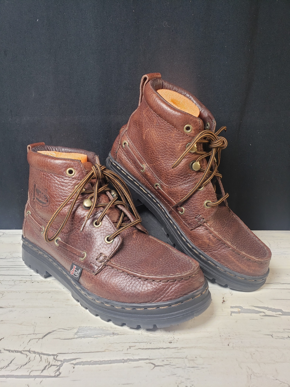 Justin Chukka Leather Lace-Up Boots in Brown - Women's size 6.5